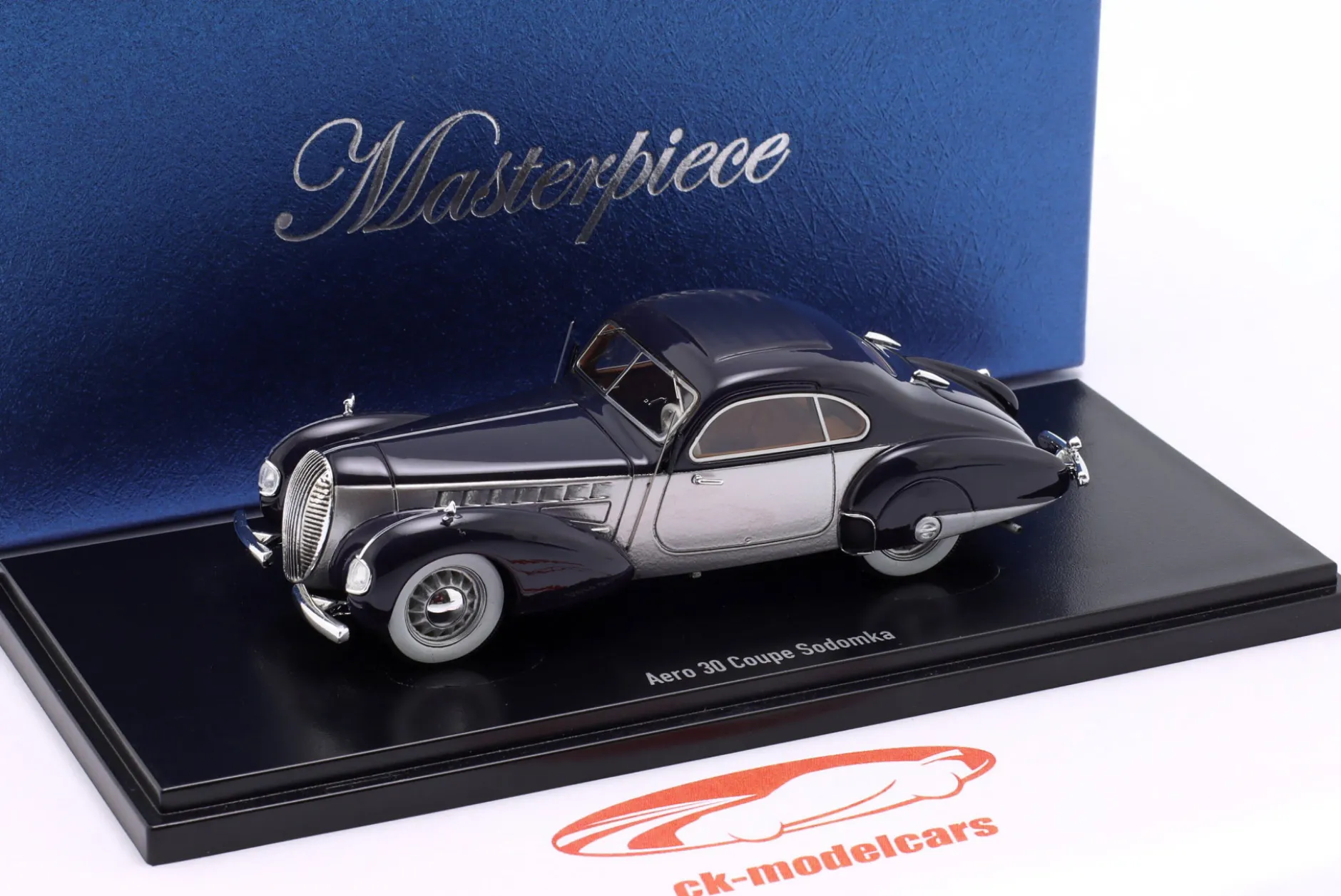 Aero 30 Sodomka Coupe 1936 dunkelblau /silber 1:43 AutoCult