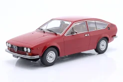 Alfa Romeo Alfetta GT 1.6 Baujahr 1976 rot 1:18 KK-Scale