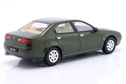 Alfa Romeo 166 Baujahr 1999 grün metallic 1:18 Triple9
