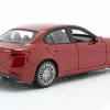 Alfa Romeo Giulia rot 1:24 Bburago