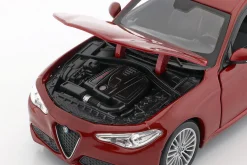 Alfa Romeo Giulia rot 1:24 Bburago