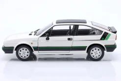 Alfa Romeo Sprint 1.5 Quadrifoglio Verde Balocco 1984 Capodimonte weiß 1:18 Mitica