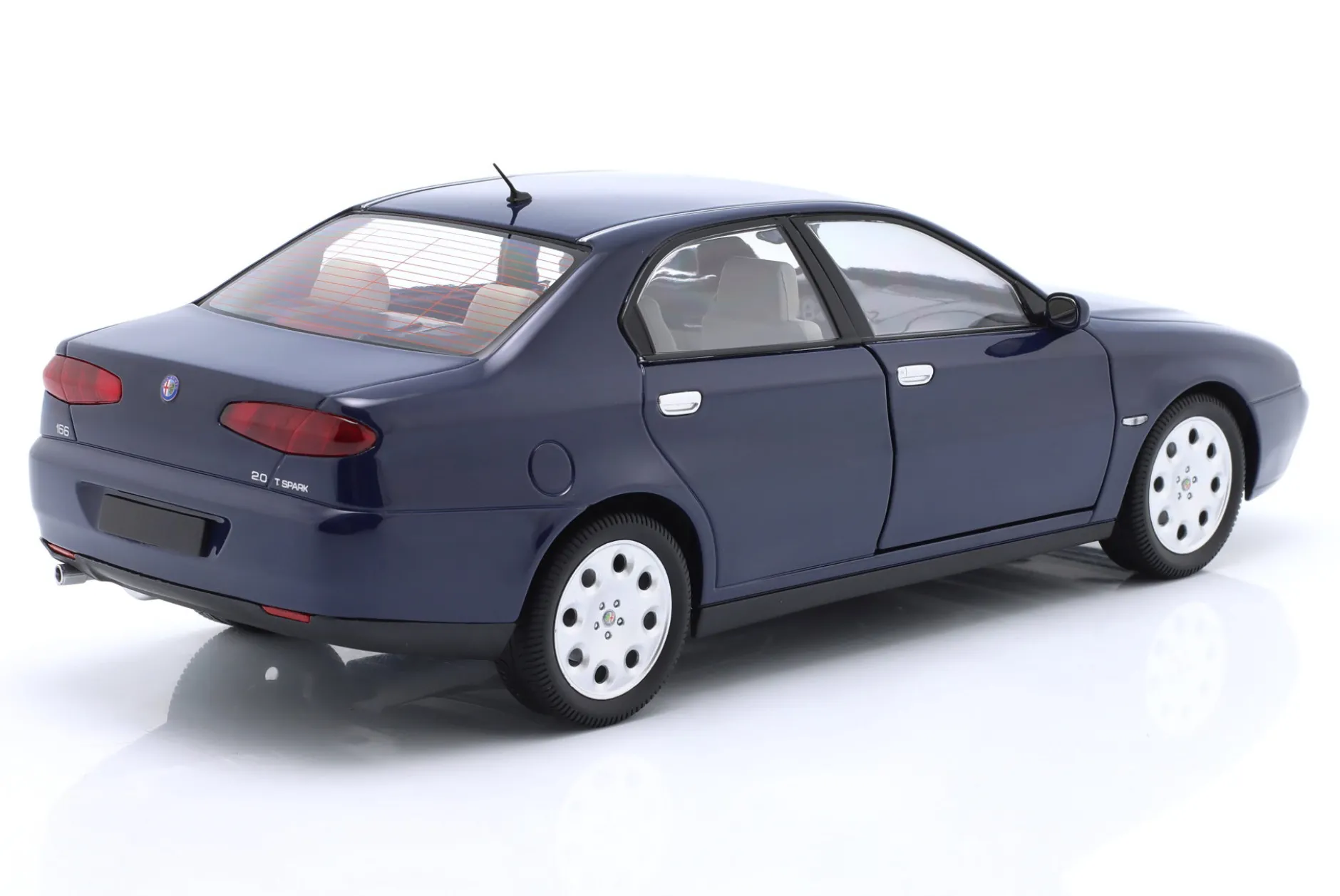 Alfa Romeo 166 2.0 Twin Spark Carabinieri 1998 blau 1:18 Mitica
