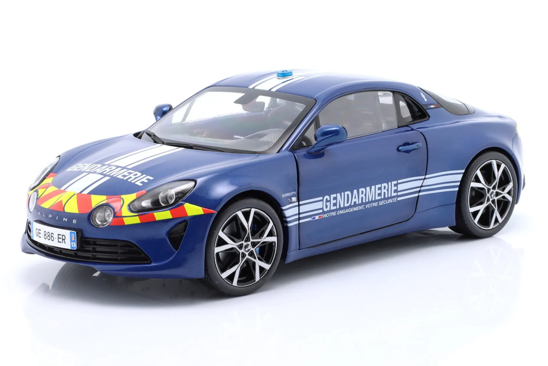 Alpine A110 Gendarmerie Baujahr 2023 blau 1:18 Solido