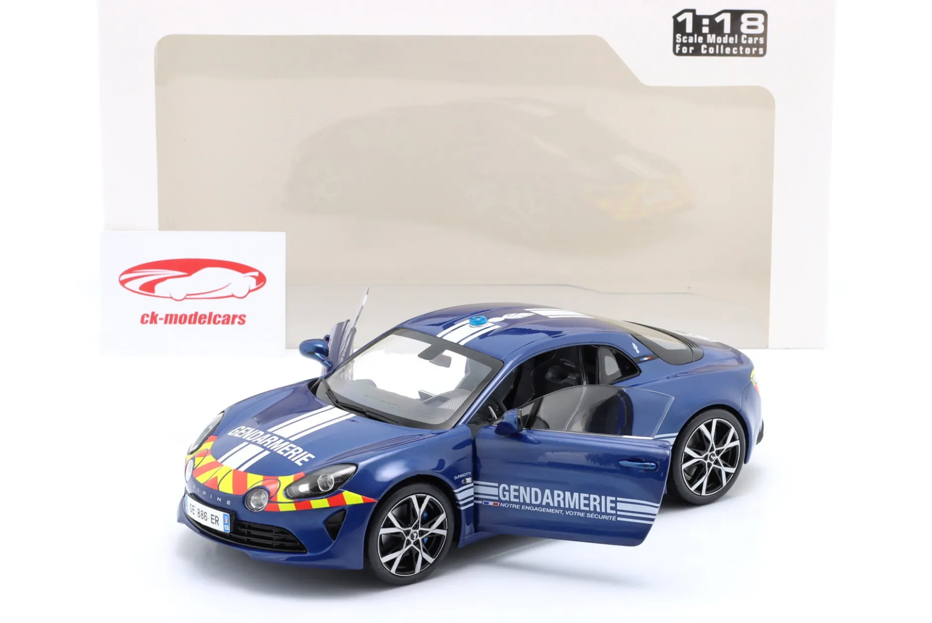 Alpine A110 Gendarmerie Baujahr 2023 blau 1:18 Solido