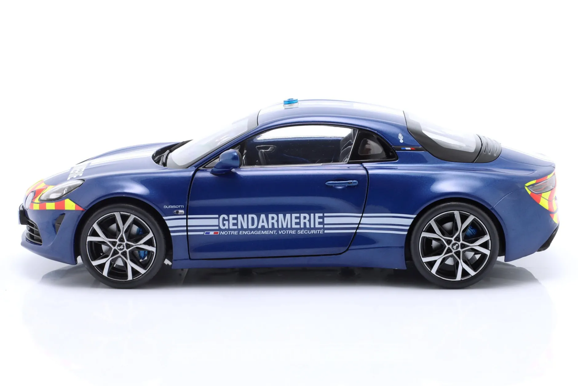 Alpine A110 Gendarmerie Baujahr 2023 blau 1:18 Solido