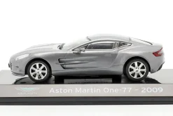 Aston Martin One-77 Baujahr 2009 silbergrau metallic 1:43 Altaya