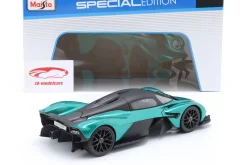 Aston Martin Valkyrie Baujahr 2022 grün 1:18 Maisto