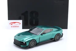 Aston Martin Valour Baujahr 2024 grün metallic 1:18 GT-Spirit