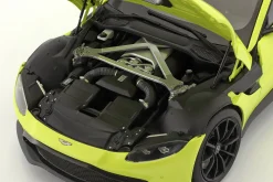 Aston Martin Vantage Baujahr 2019 limettengrün 1:18 AUTOart
