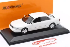 Audi A8 (D2) Baujahr 1999 weiß 1:43 Minichamps