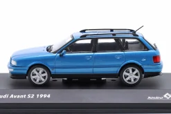 Audi Avant S2 Baujahr 1994 pelikanblau 1:43 Solido