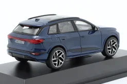 Audi Q6 e-tron ascariblau 1:43 Spark