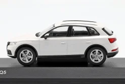 Audi Q5 ibis weiß 1:43 iScale