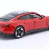 Audi RS e-tron GT Baujahr 2022 tango rot 1:24 Maisto