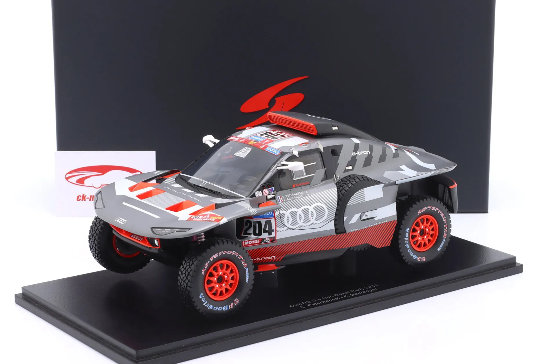 Audi RS Q e-tron E2 #204 Rallye Dakar 2023 Peterhansel, Boulanger 1:18 Spark