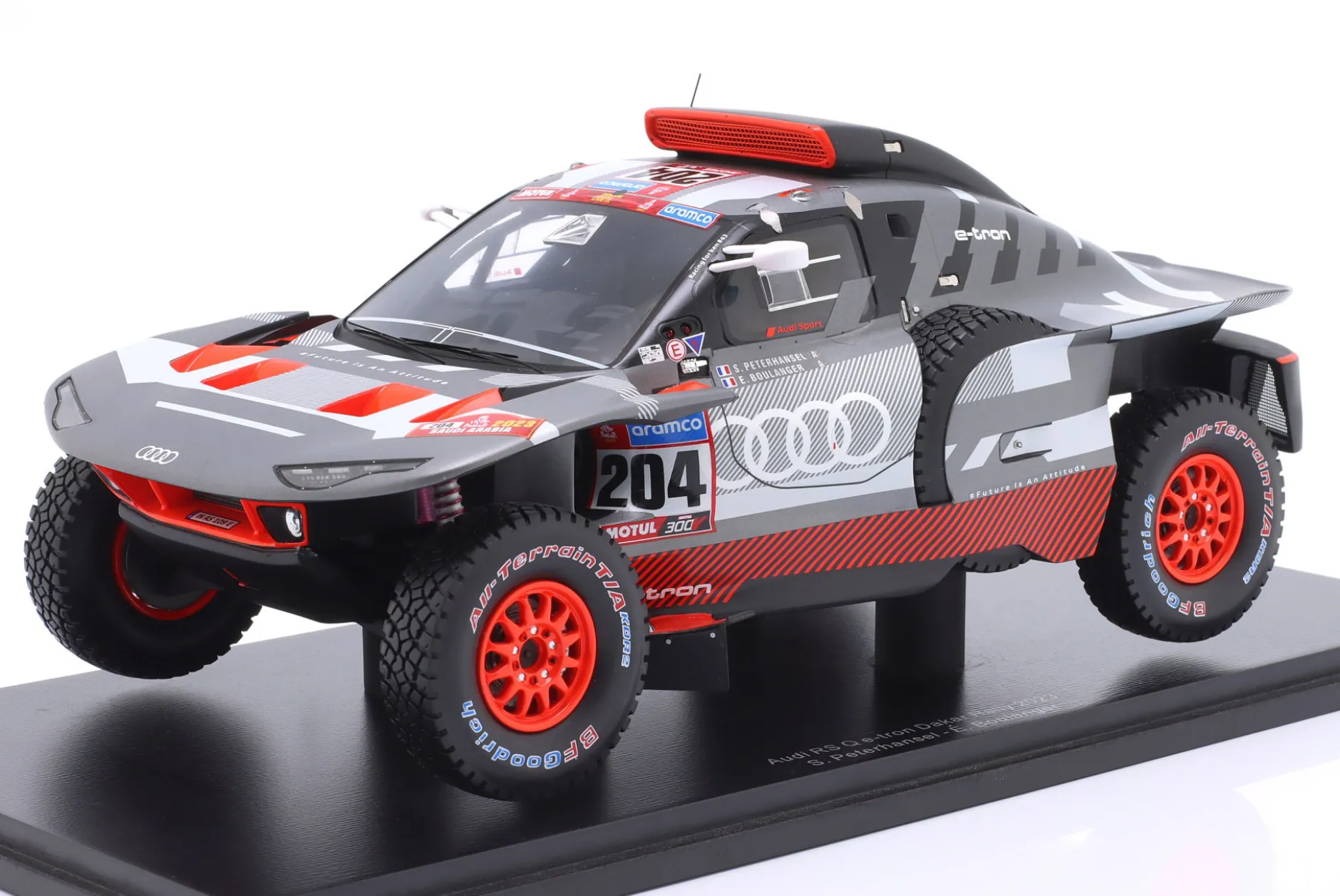 Audi RS Q e-tron E2 #204 Rallye Dakar 2023 Peterhansel, Boulanger 1:18 Spark