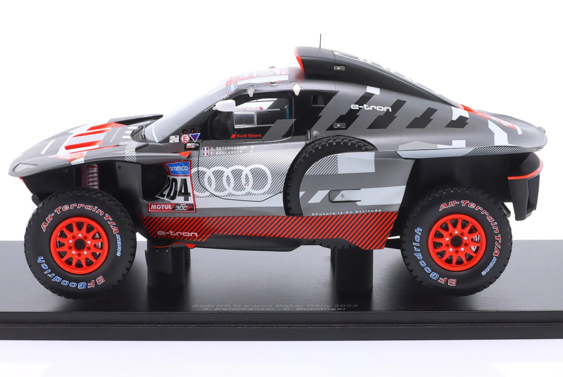 Audi RS Q e-tron E2 #204 Rallye Dakar 2023 Peterhansel, Boulanger 1:18 Spark