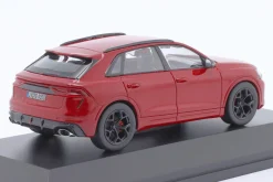Audi RS Q8 SUV Baujahr 2024 chilirot 1:43 Norev