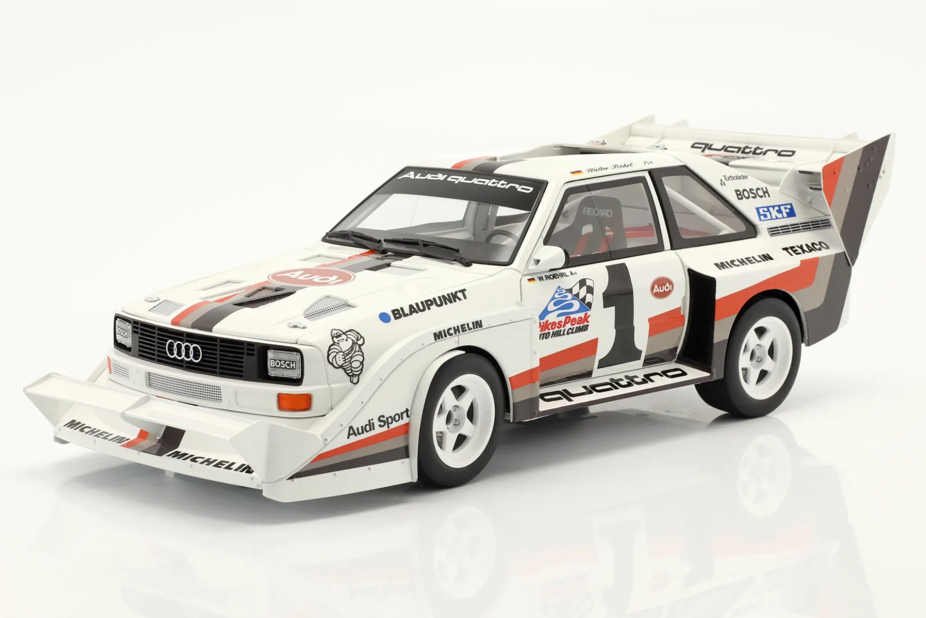 Audi Sport quattro S1 E2 #1 Winner Pikes Peak 1987 Walter Röhrl 1:18 AUTOart
