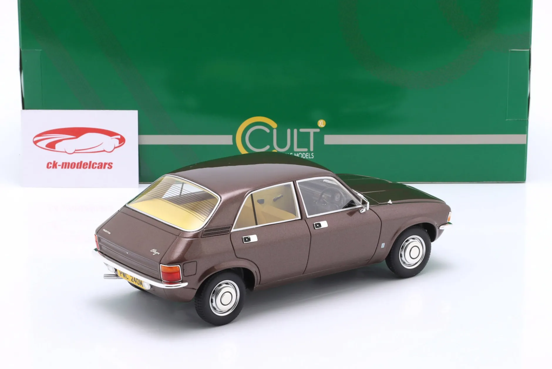 Austin Allegro Baujahr 1973 bronze metallic 1:18 Cult Scale