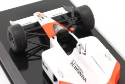 Ayrton Senna McLaren MP4/4 #12 Formel 1 Weltmeister 1988 1:24 Premium Collectibles