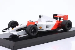 Ayrton Senna McLaren MP4/6 #1 Formel 1 Weltmeister 1991 1:24 Premium Collectibles