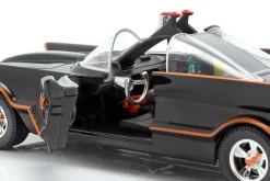 Batmobile mit Batman und Robin Figuren Classic TV-Serie 1966 1:24 Jada Toys