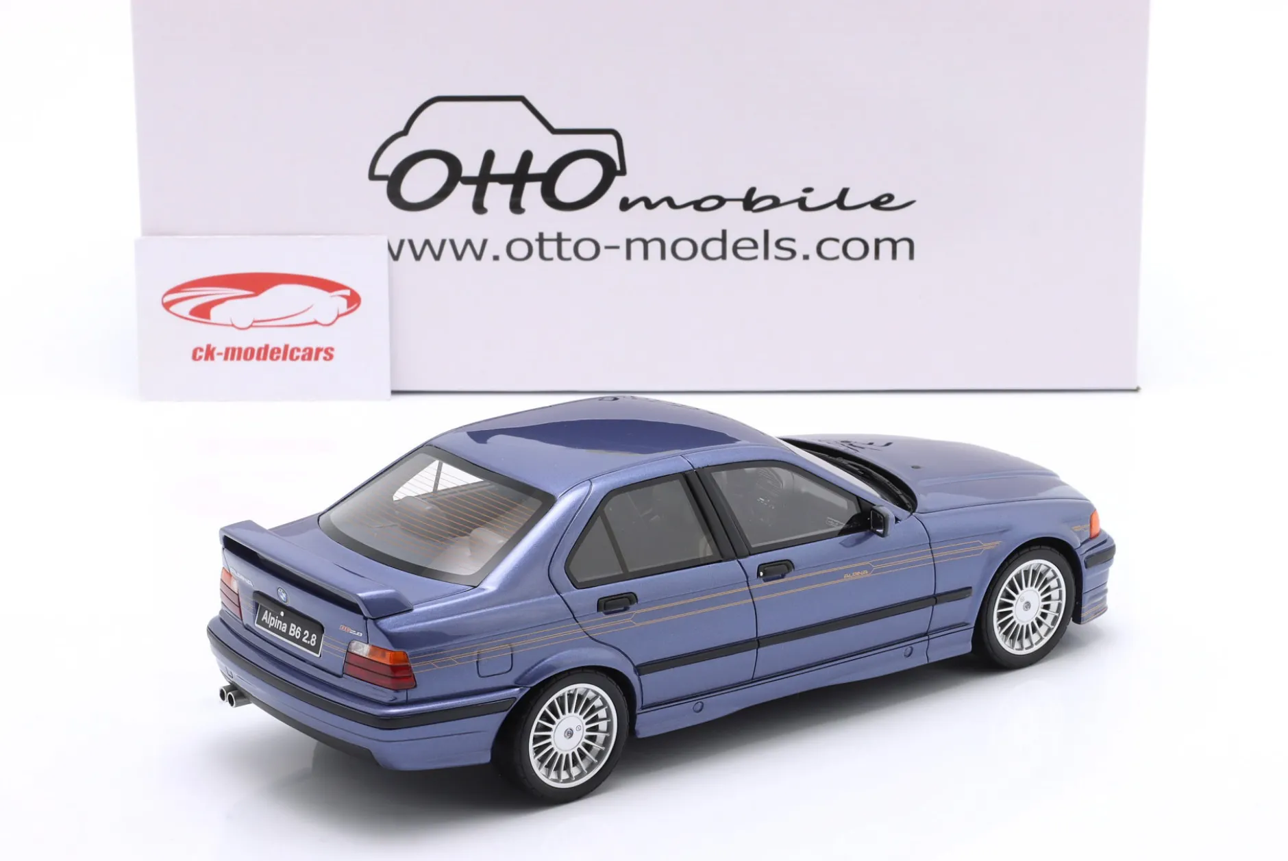 BMW Alpina B6 2.8 Baujahr 1992 Alpina blau 1:18 Ottomobile