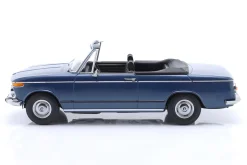 BMW 2002 Cabriolet Baujahr 1971 dunkelblau metallic 1:18 KK-Scale