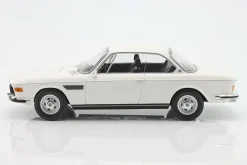BMW 2800 CS Baujahr 1968 weiß 1:18 Minichamps