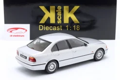 BMW 530d (E39) Limousine Baujahr 1995 silber 1:18 KK-Scale