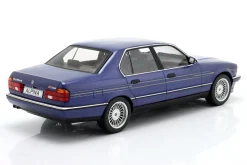 BMW E32 Alpina B11 3.5 Baujahr 1992 dunkelblau metallic 1:18 ModelCarGroup