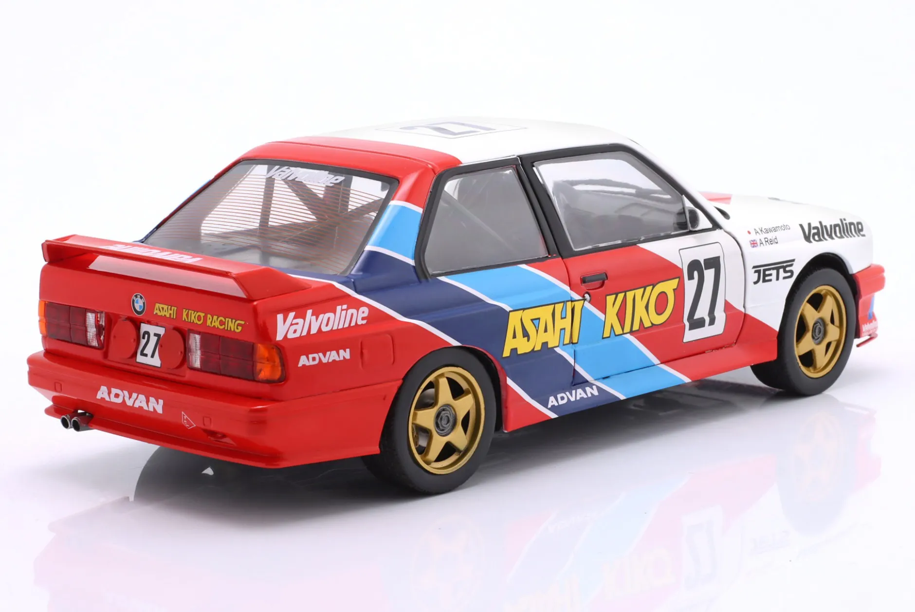 BMW E30 M3 #27 Japan Grand Touring Car Championship 1986 1:18 Solido