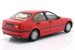 BMW 3er Serie (E46) Limousine Baujahr 1999 rot 1:18 KK-Scale