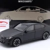 BMW i5 (G60) Baujahr 2023 mattgrau 1:18 Minichamps
