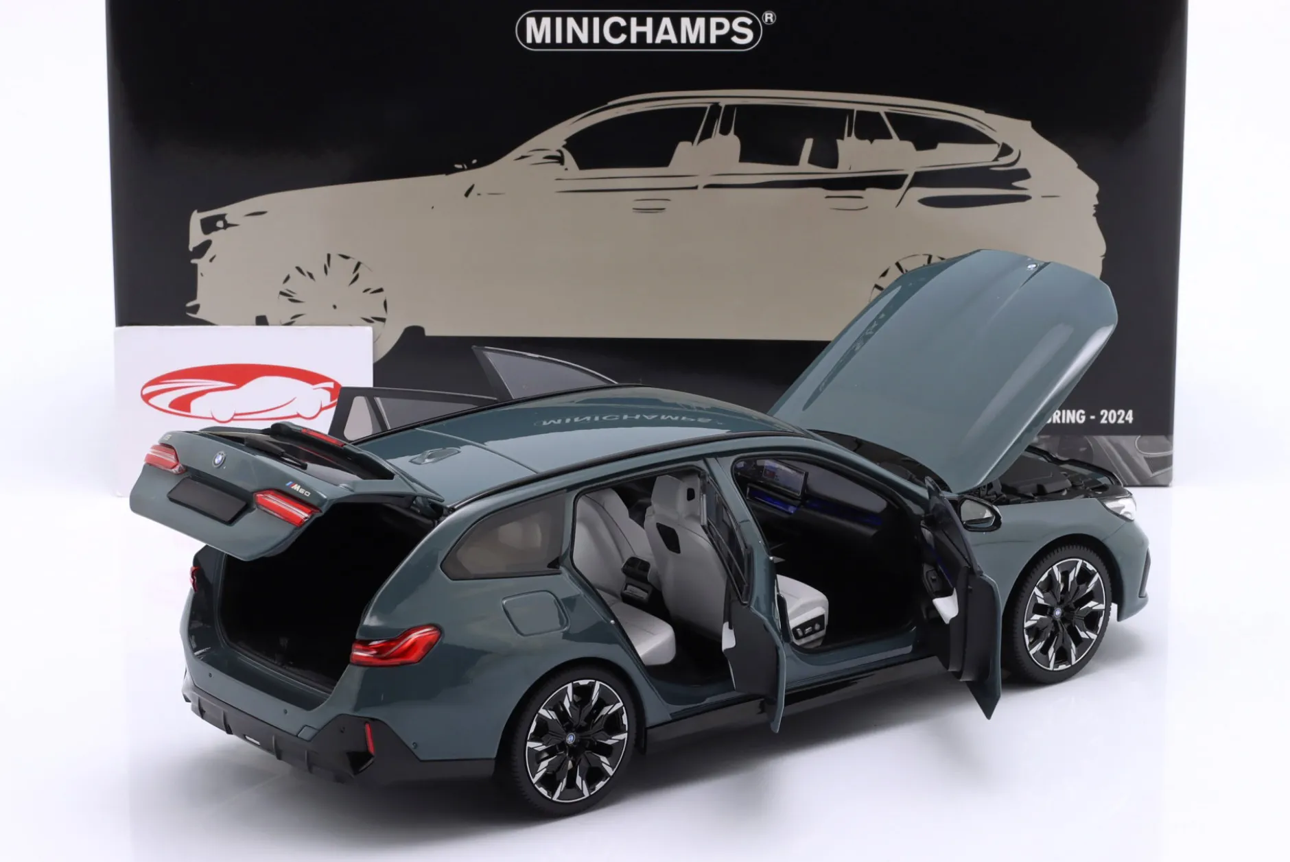 BMW i5 M60 Touring Baujahr 2024 grün metallic 1:18 Minichamps