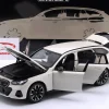 BMW i5 M60 Touring Baujahr 2024 weiß metallic 1:18 Minichamps