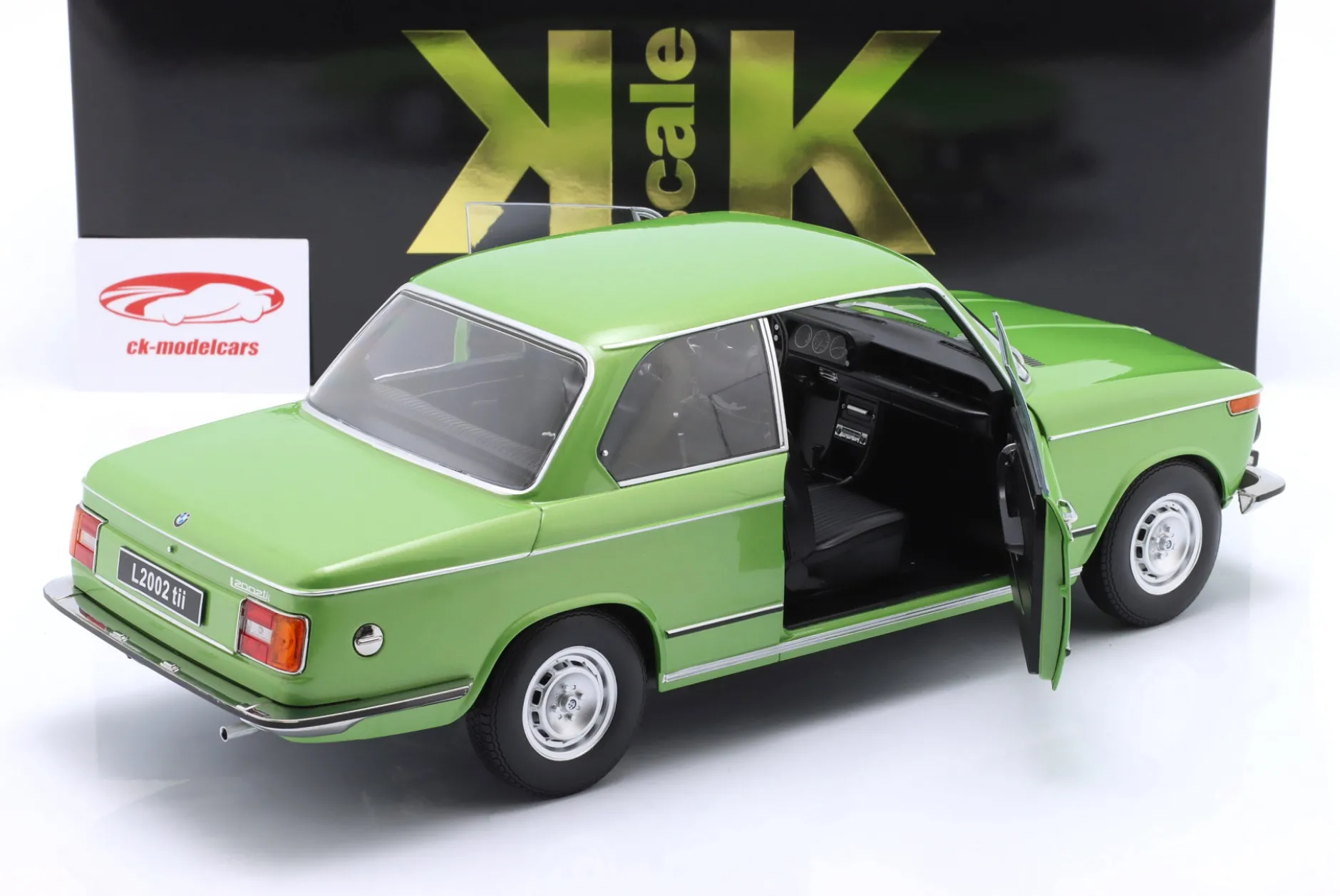 BMW L2002 tii 2.Serie Baujahr 1974 grün metallic 1:12 KK-Scale