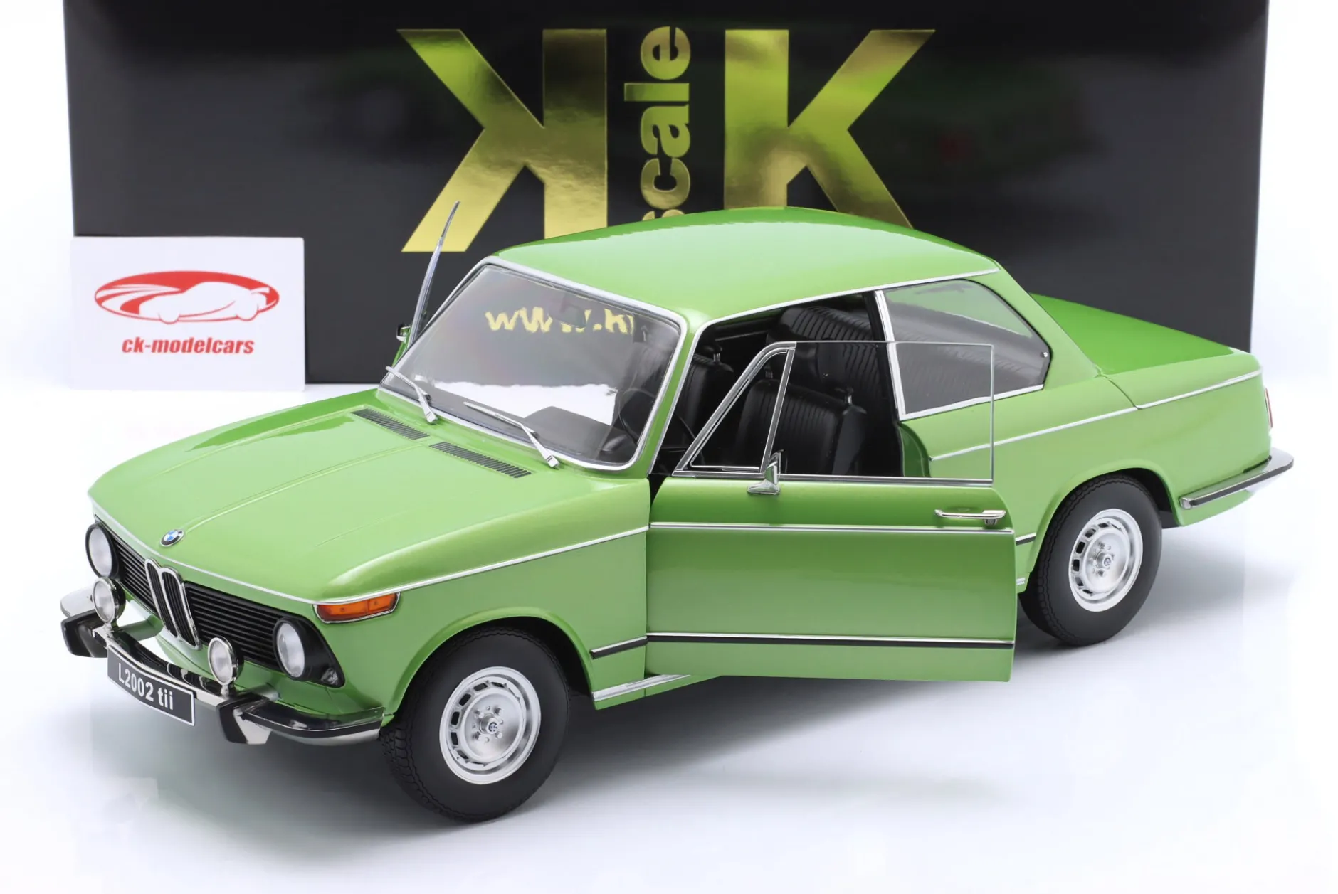 BMW L2002 tii 2.Serie Baujahr 1974 grün metallic 1:12 KK-Scale