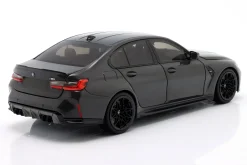 BMW M3 Baujahr 2024 grau metallic 1:18 Minichamps