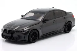 BMW M3 Baujahr 2024 grau metallic 1:18 Minichamps