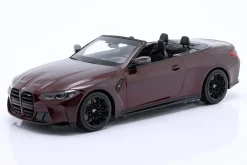 BMW M4 Cabriolet (G83) Baujahr 2021 dunkelrot metallic 1:18 Minichamps