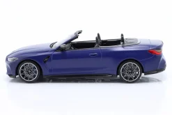 BMW M4 Cabriolet (G83) Baujahr 2021 matt portimao blau metallic 1:18 Minichamps