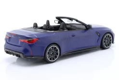 BMW M4 Cabriolet (G83) Baujahr 2021 matt portimao blau metallic 1:18 Minichamps