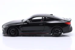 BMW M4 CSL (G82) Baujahr 2023 schwarz 1:18 Minichamps