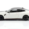 BMW M4 CSL (G82) Baujahr 2023 weiß 1:18 Minichamps