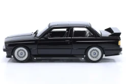 BMW M3 (E30) Baujahr 1988 schwarz 1:24 Bburago