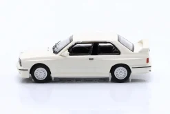 BMW M3 (E30) Baujahr 1986 weiß 1:87 Minichamps