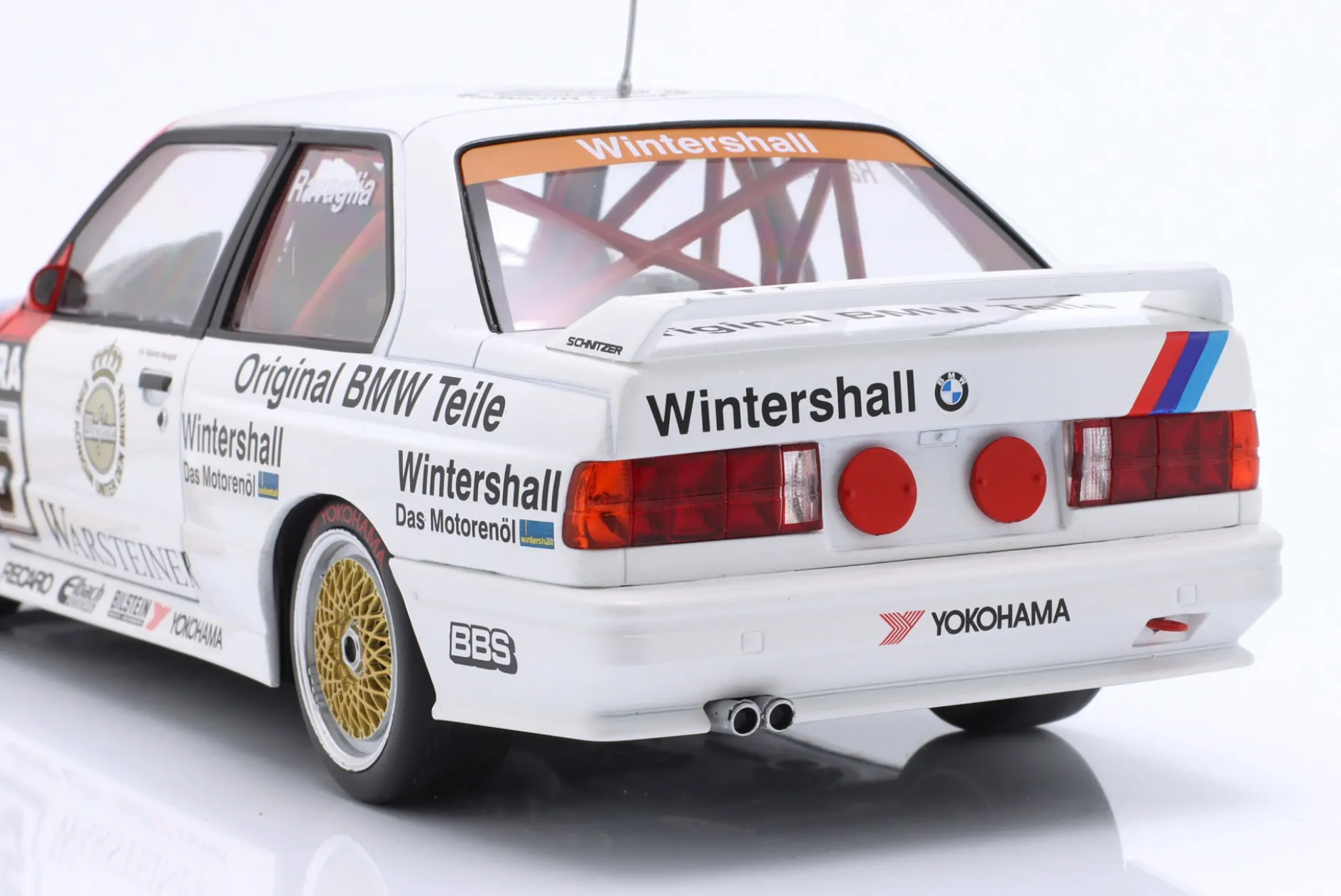 BMW M3 (E30) #15 DTM Champion 1989 Roberto Ravaglia 1:18 WERK83